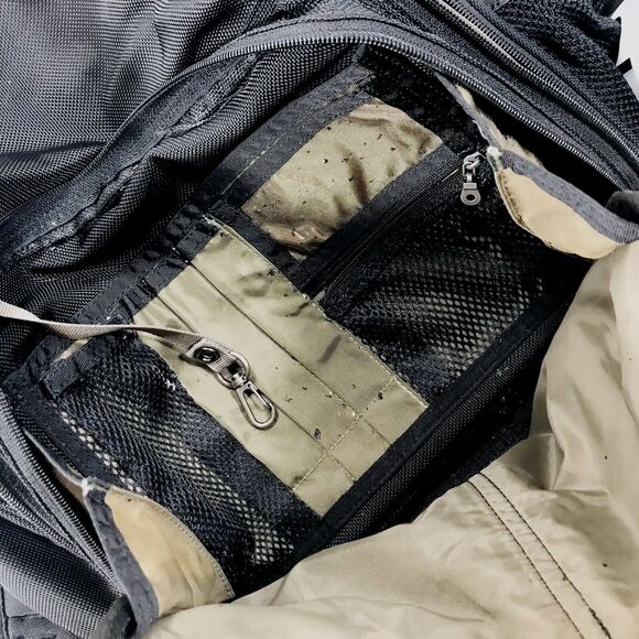 REI Backpack Daypack Laptop Black 15" Travel Computer Hiking School Book Camping - Picture 15 of 16